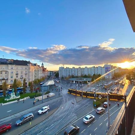 Luxury Buda Apartamento Budapeste Exterior foto